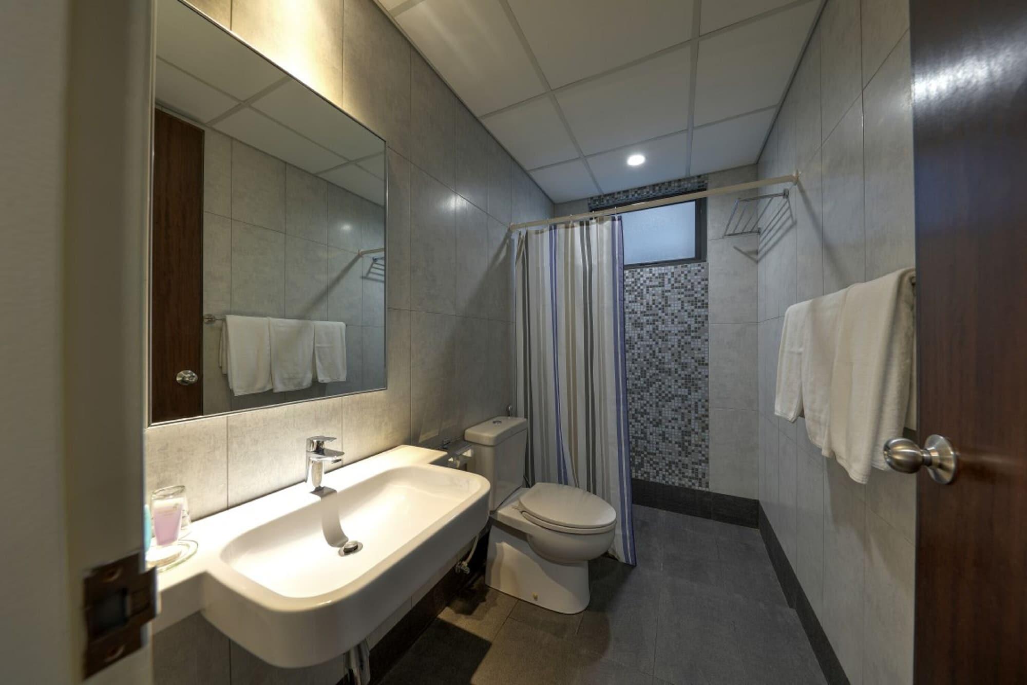 Acappella Suite Hotel, Shah Alam Exterior foto
